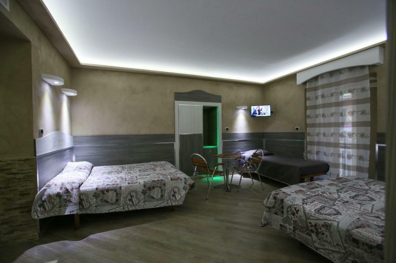 Pensione Enea Naples Extérieur photo