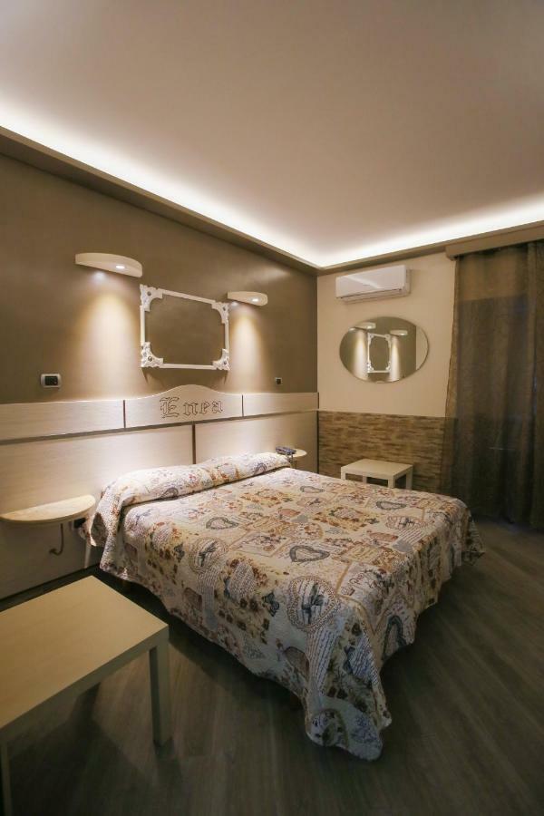 Pensione Enea Naples Extérieur photo